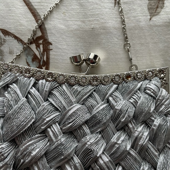 Bundle of Clutches - Picture 4 of 9